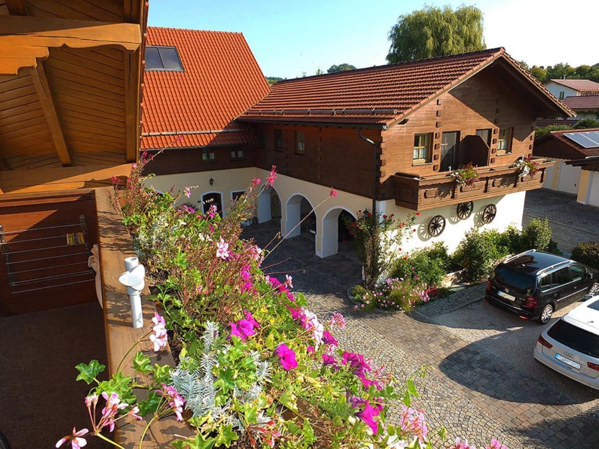 Boutique-Hotel Hasenberger Бад-Бірнбах Екстер'єр фото